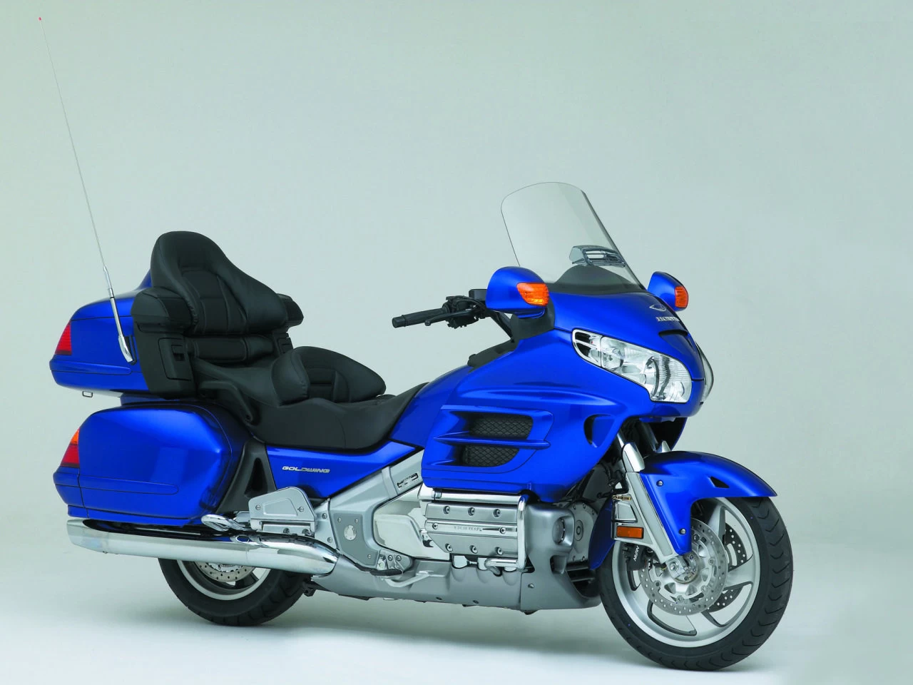 GOLDWING | image 28