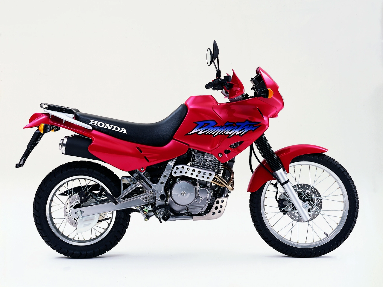 NX 650 Dominator | image 8
