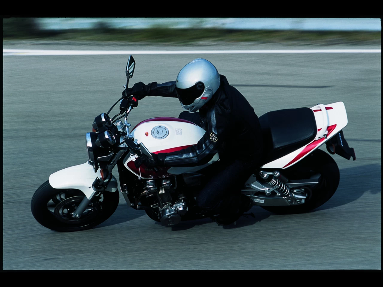 CB 1300 | image 5