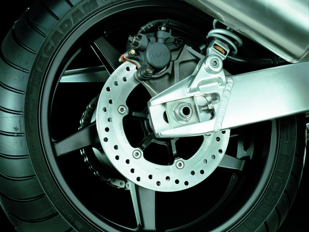 CB 1300 | image 50