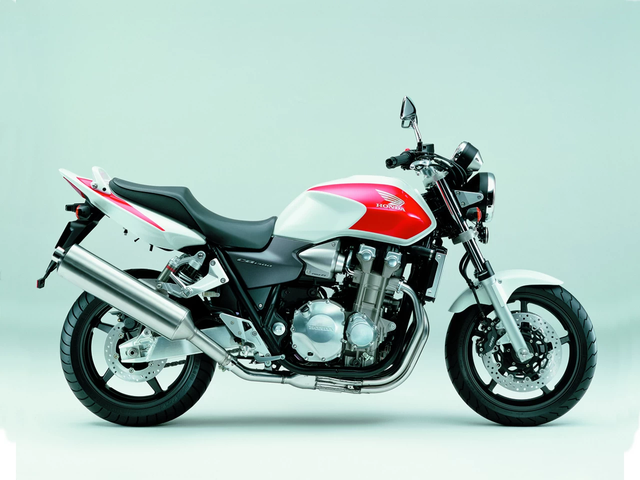 CB 1300 | image 21