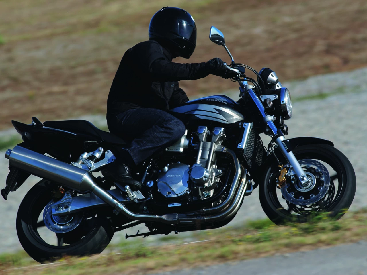 CB 1300 | image 22