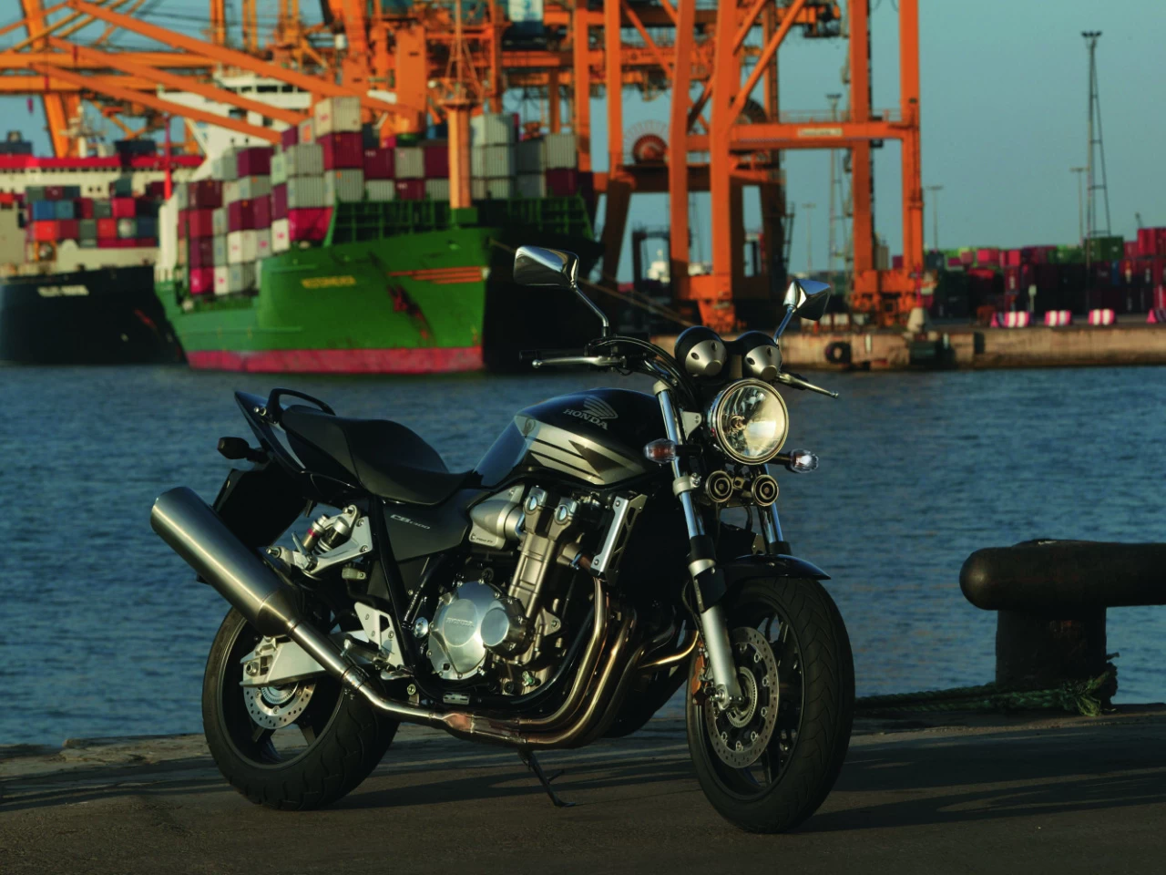 CB 1300 | image 10