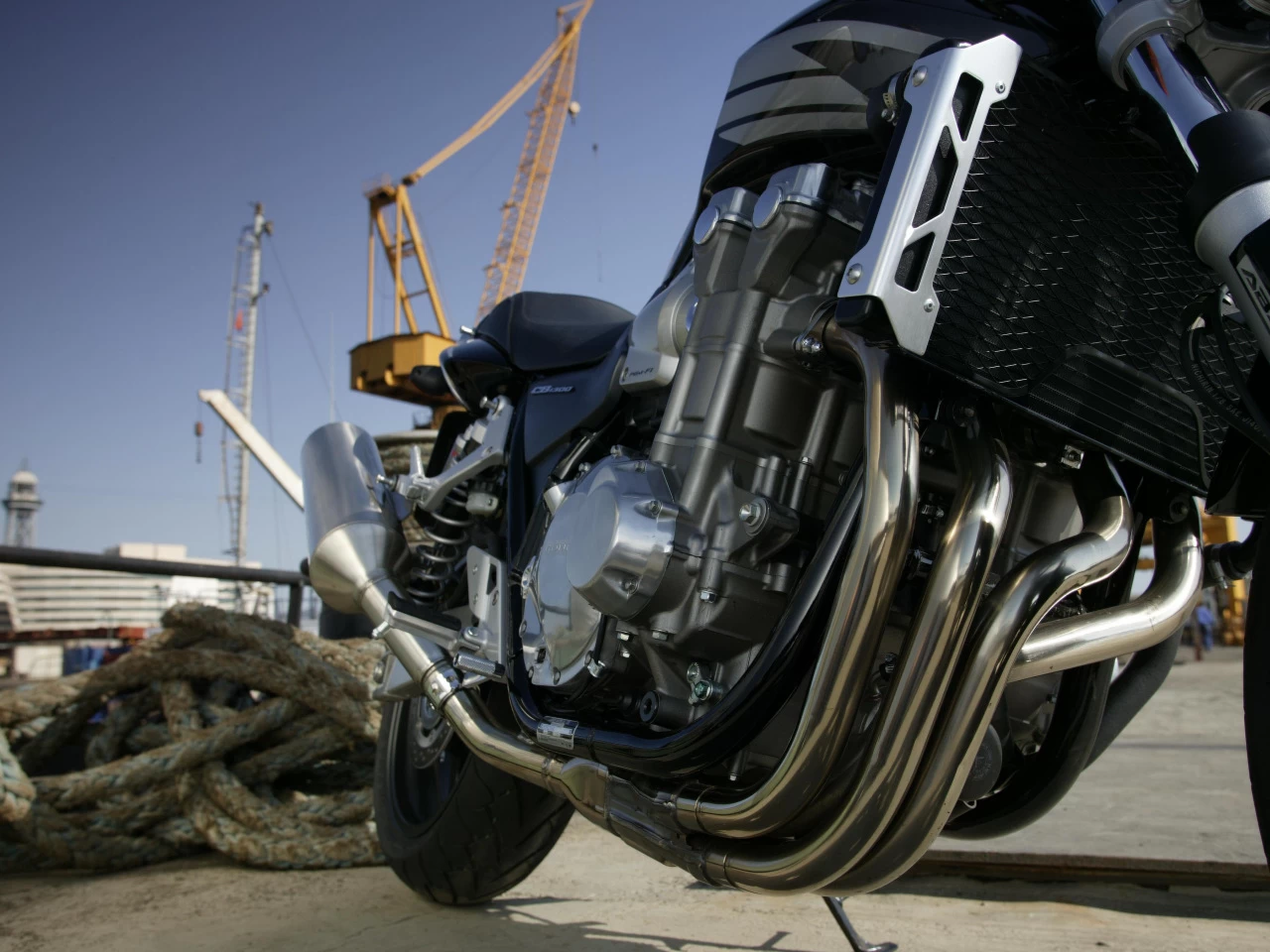 CB 1300 | image 32