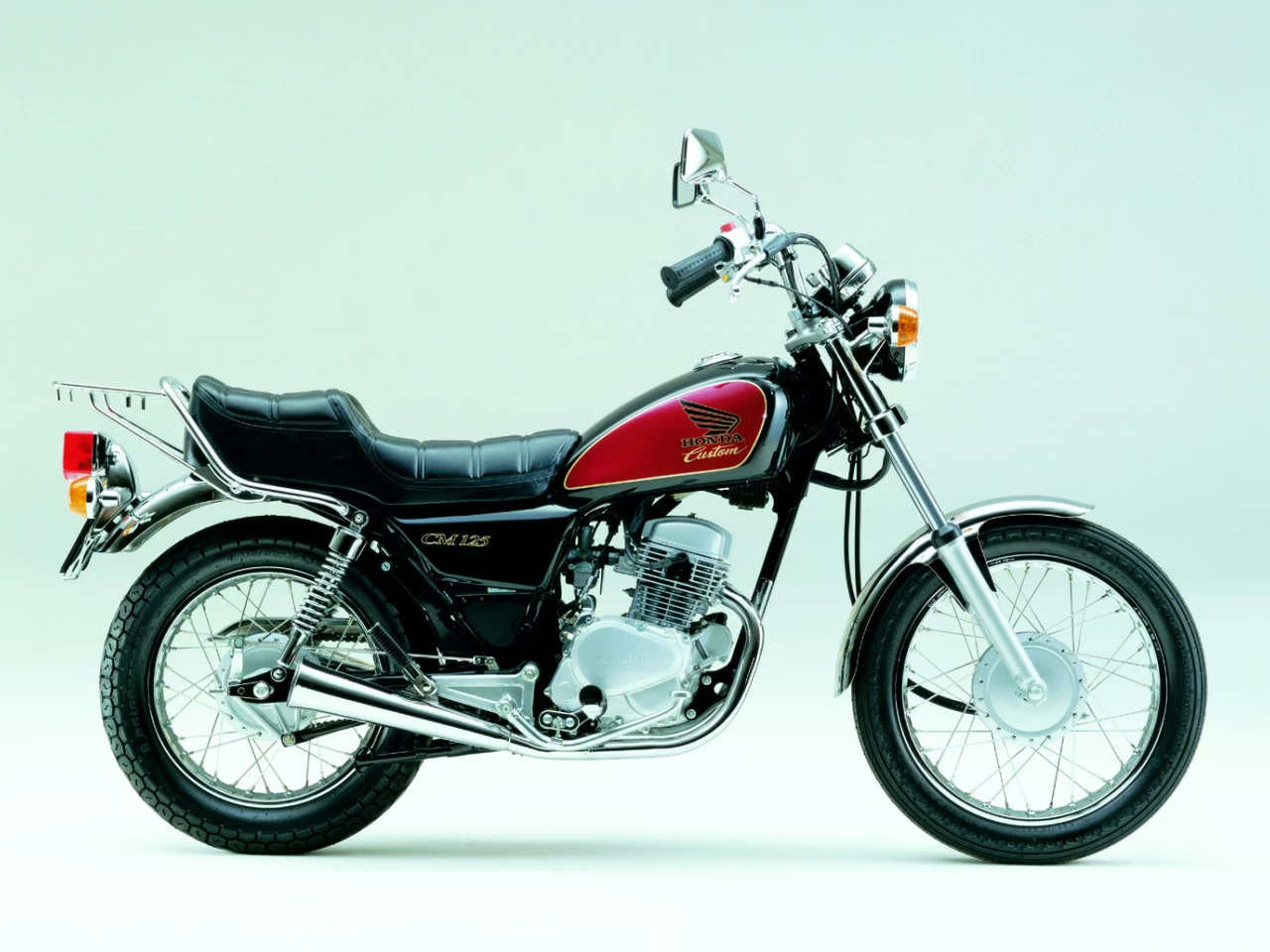 CM 125 C | image 4