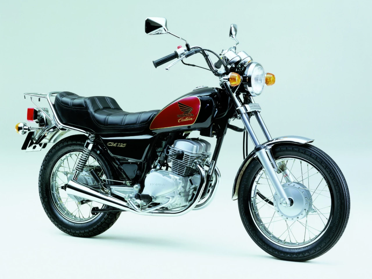 CM 125 C