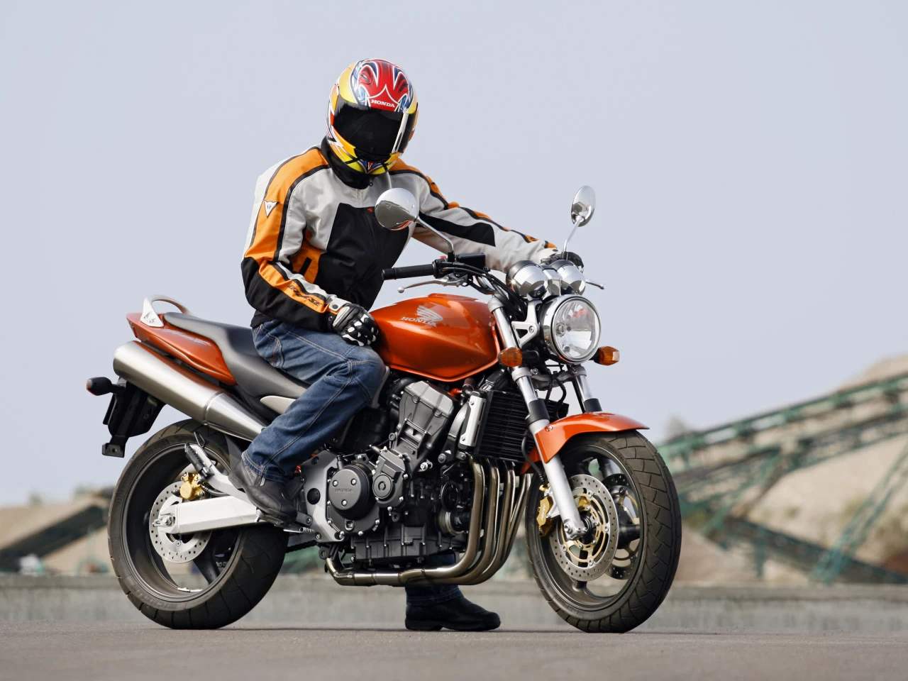 Hornet 900 | image 10