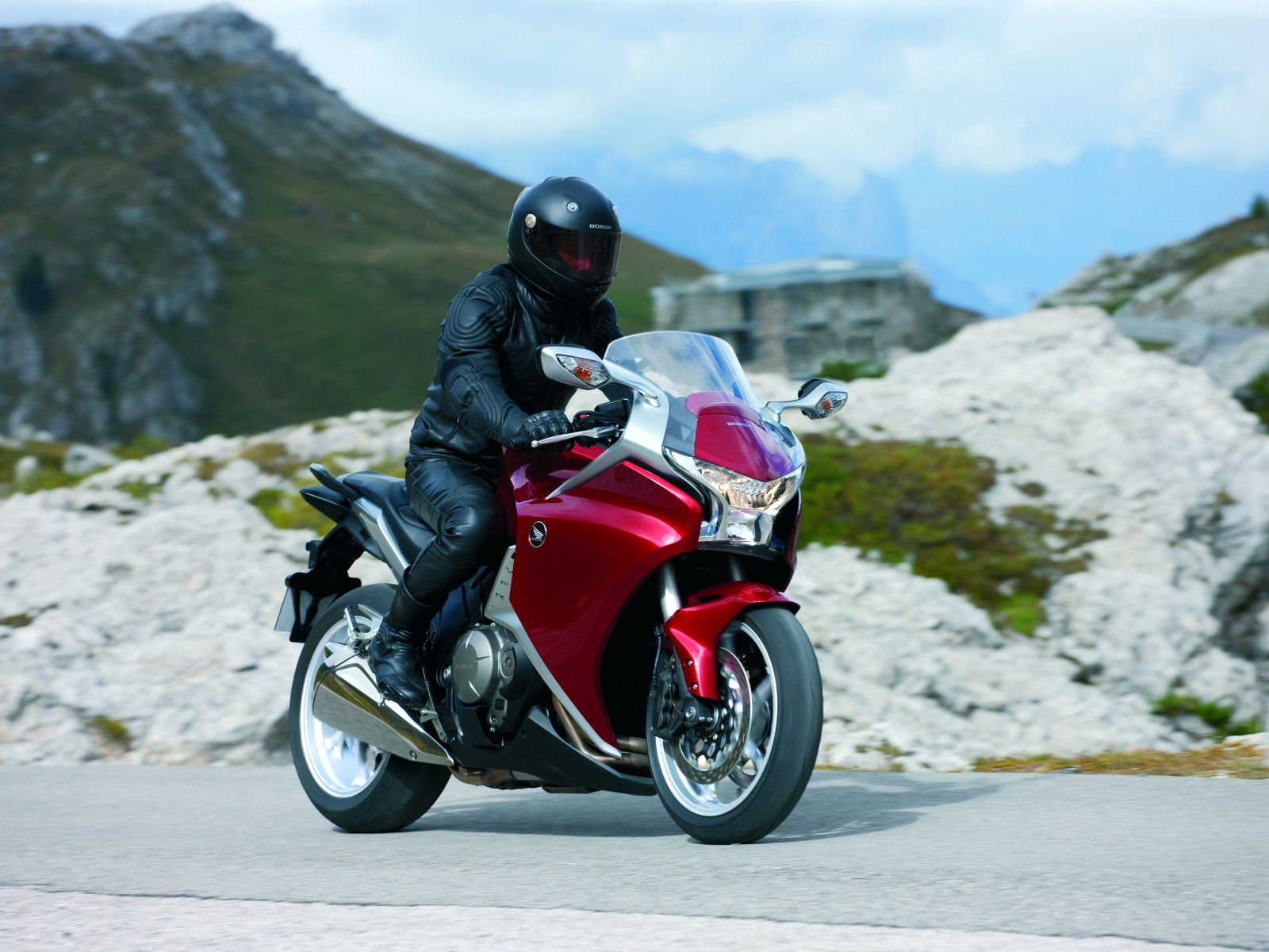 VFR 1200 F | image 21