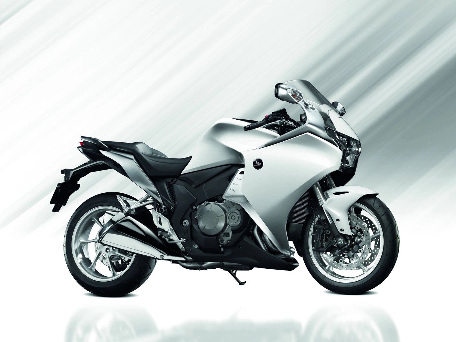 VFR 1200 F | image 3