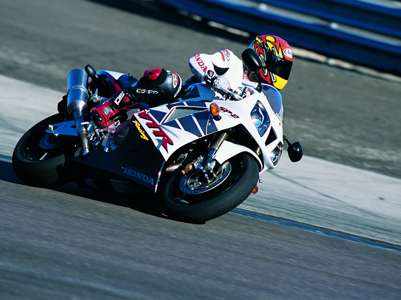 VTR 1000 SP-2 | image 12