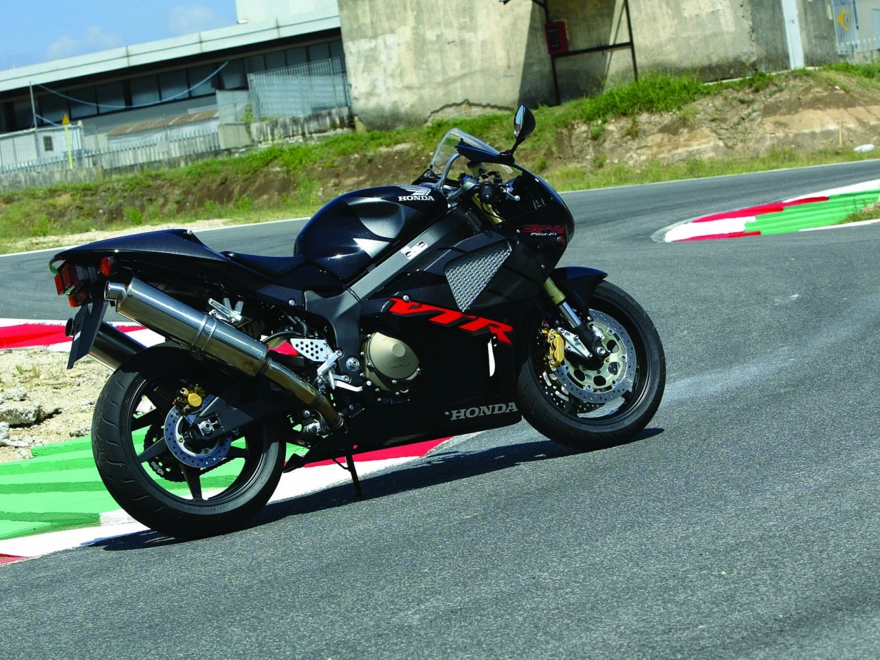 VTR 1000 SP-2 | image 13