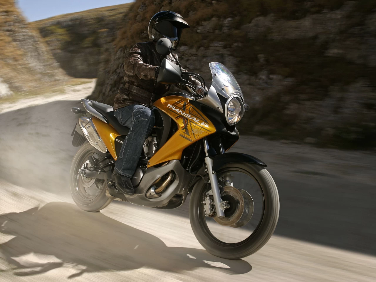 XL 700 V Transalp | image 22
