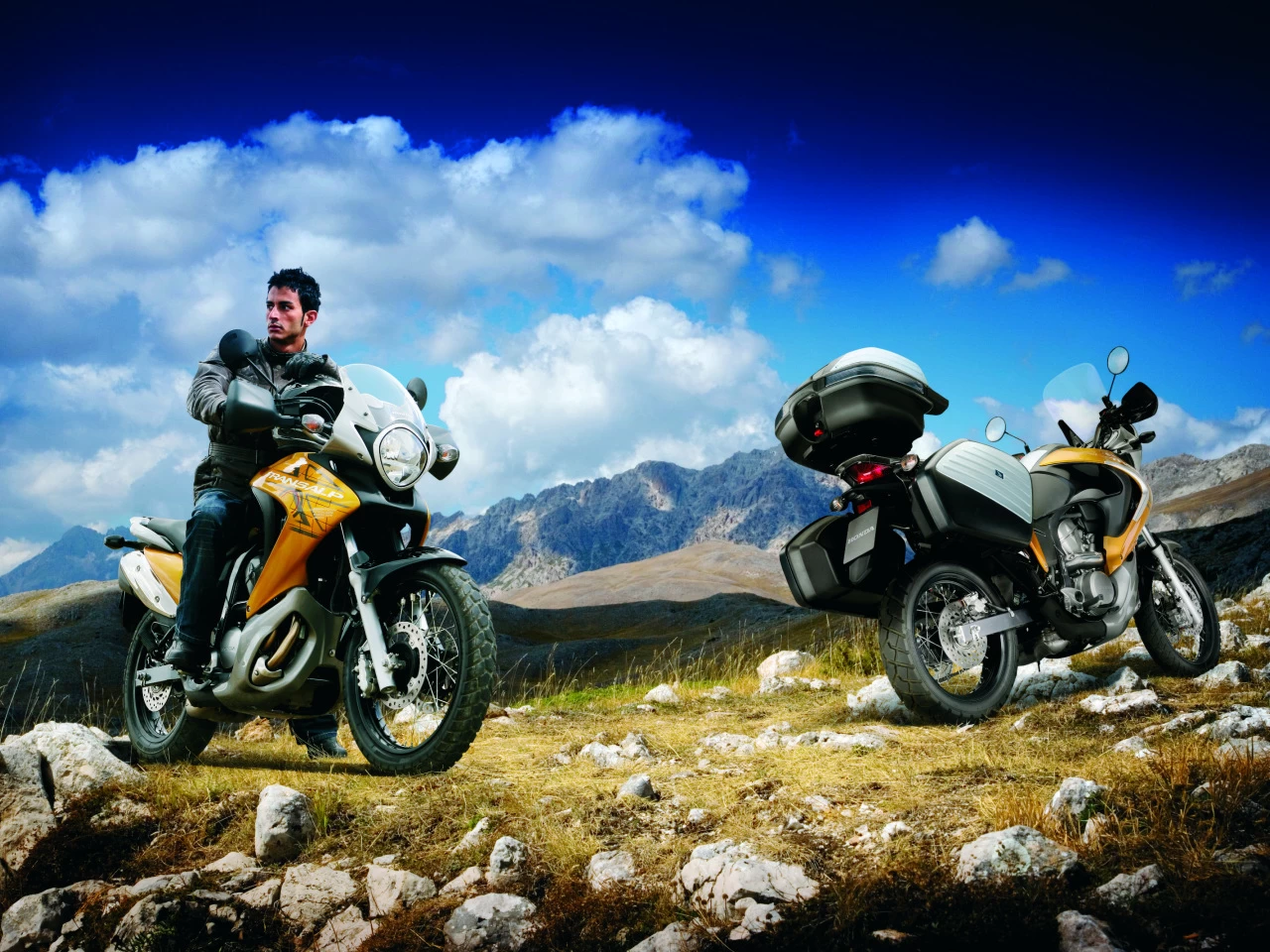 XL 700 V Transalp | image 4