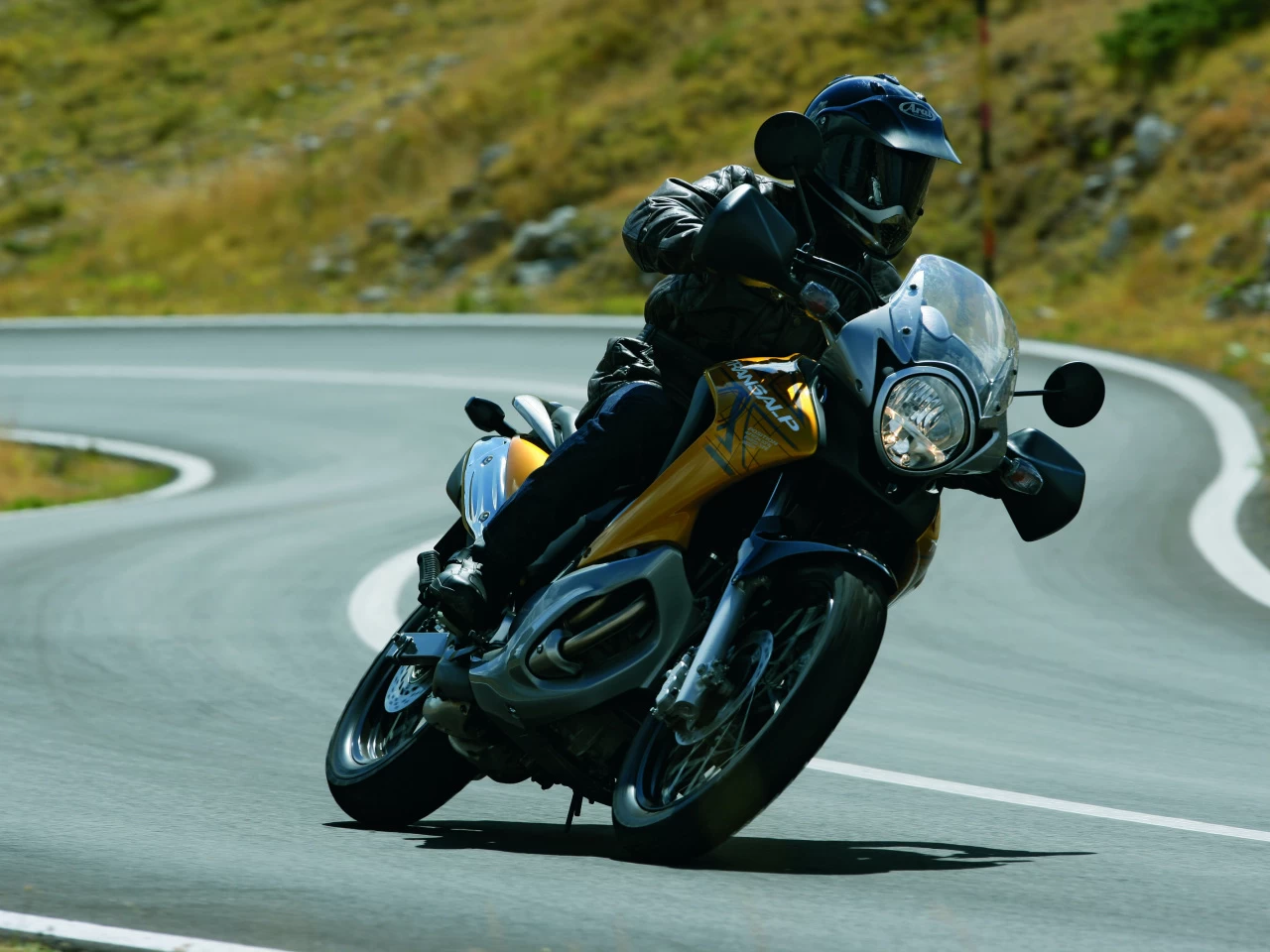 XL 700 V Transalp | image 24