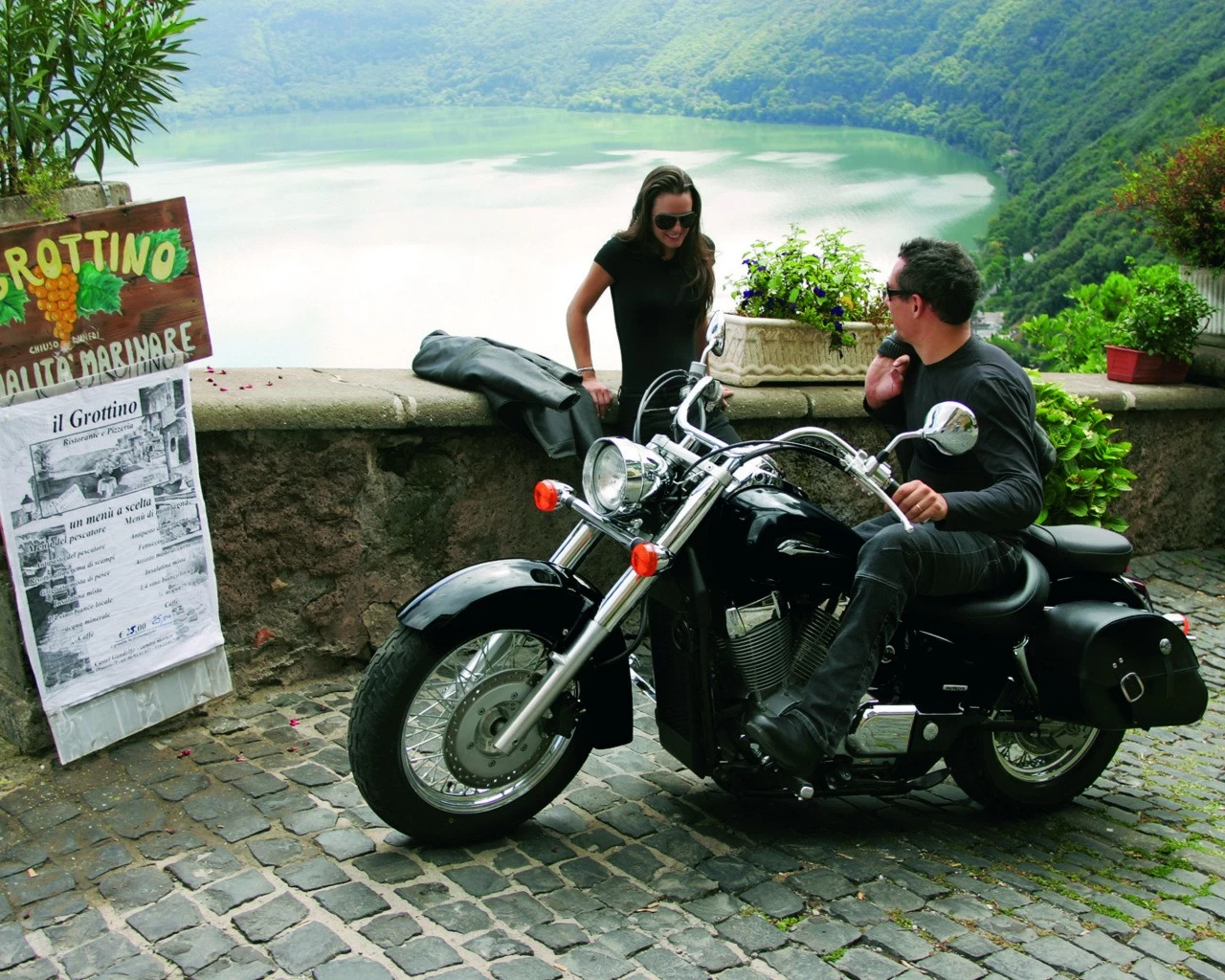 VT 750 C