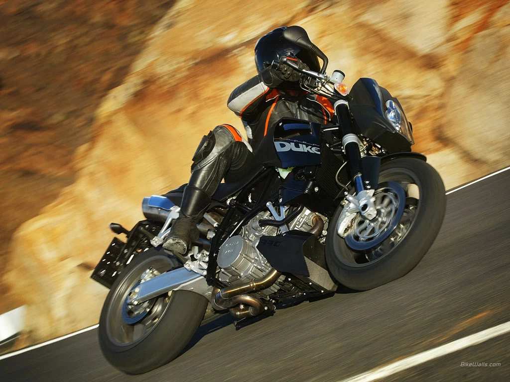990 SUPERDUKE