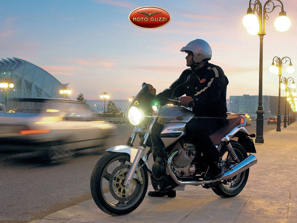 BREVA 750 | image 2