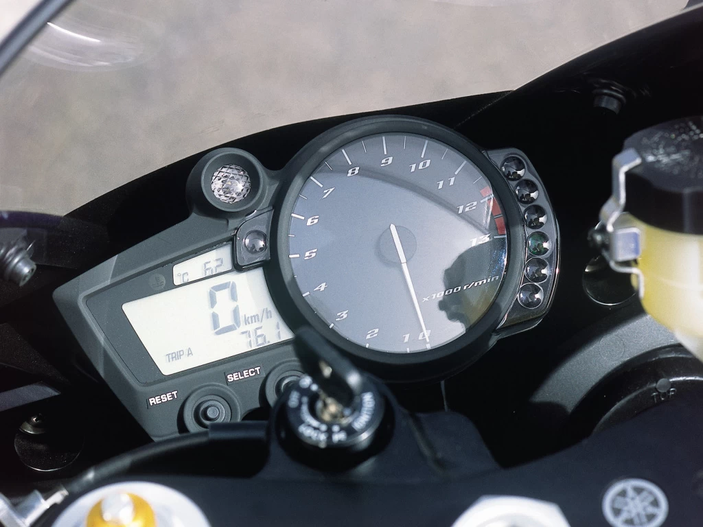 1000 YZF-R1 2002-2003 | image 41