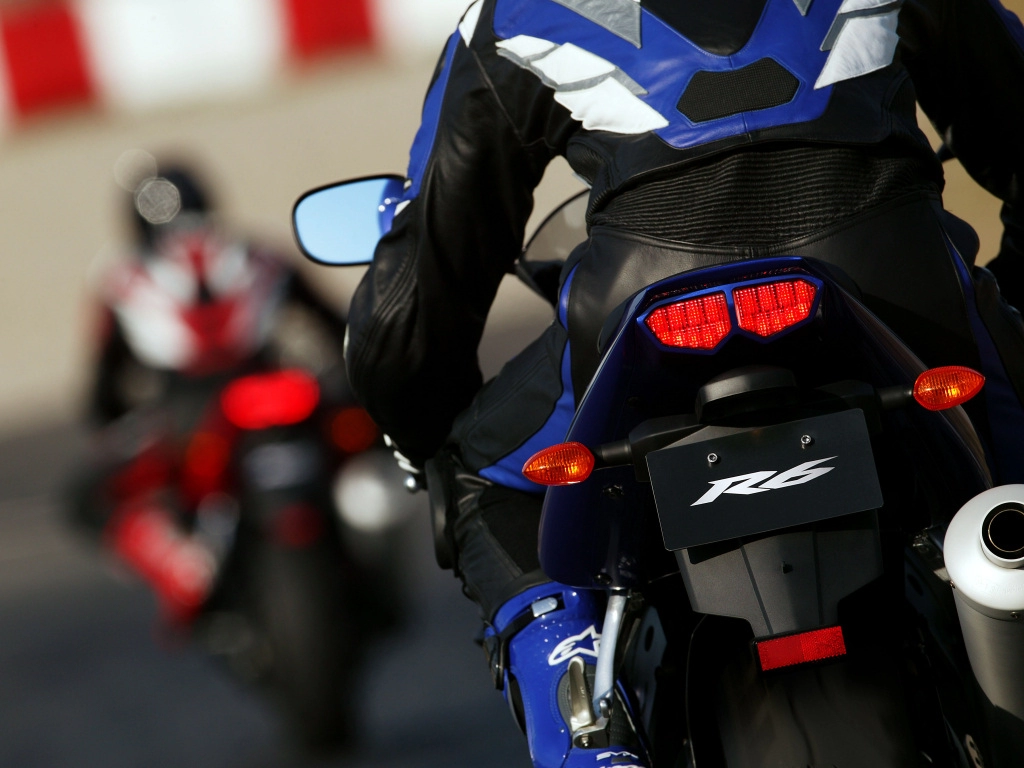 600 YZF-R6 2005 | image 7
