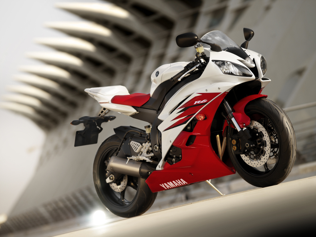 Retro R6 2006 Les galeries photos de `600 YZF-R6 2006-2007` - Motoplanete