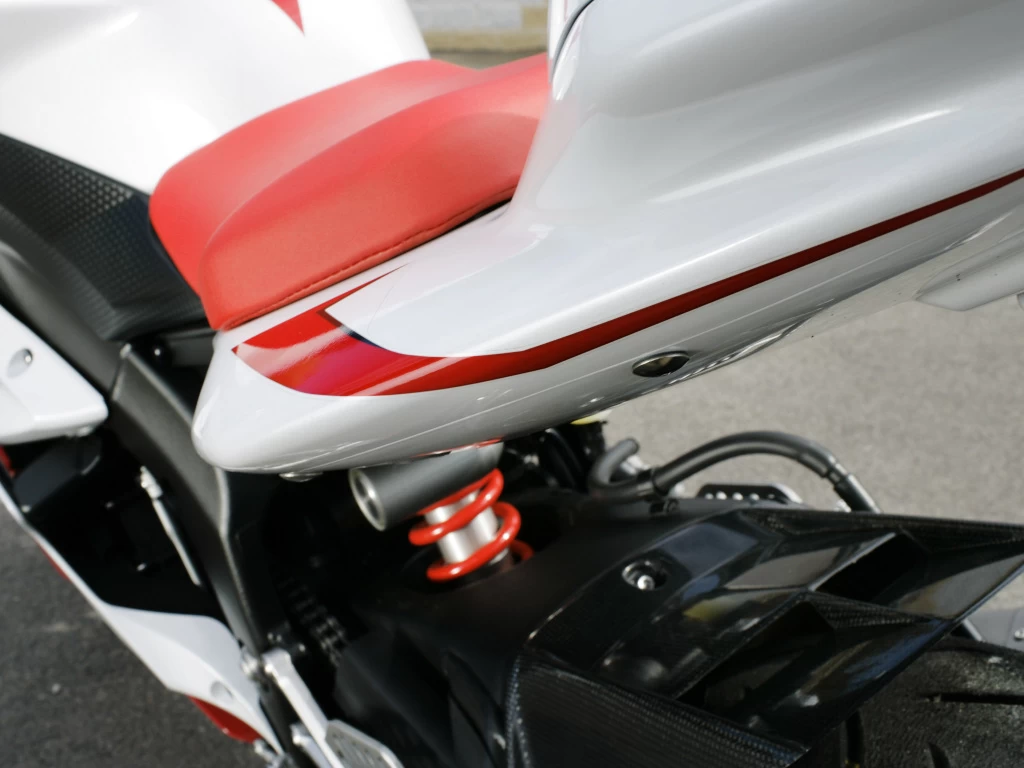 600 YZF-R6 2006-2007 | image 14