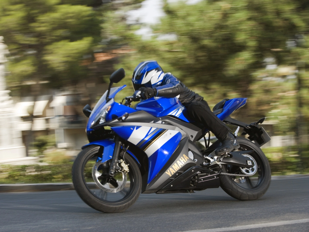 YZF-R 125 | image 1