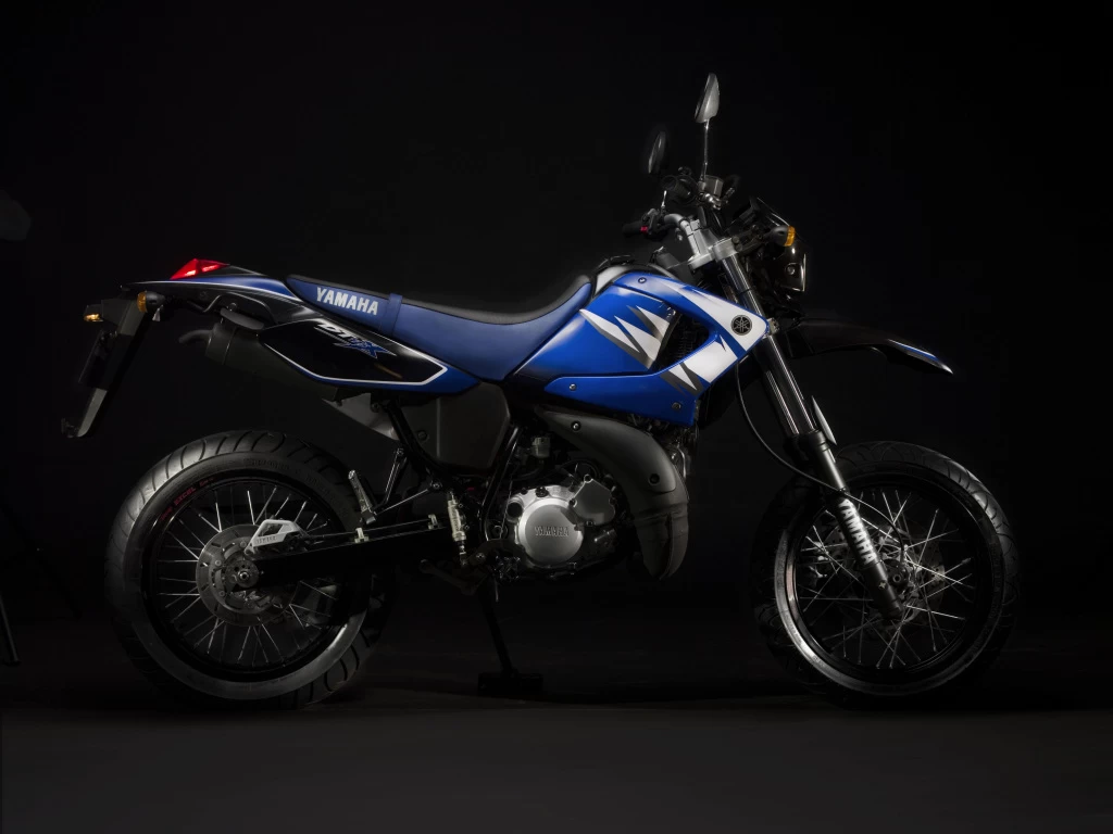 DT 125 X