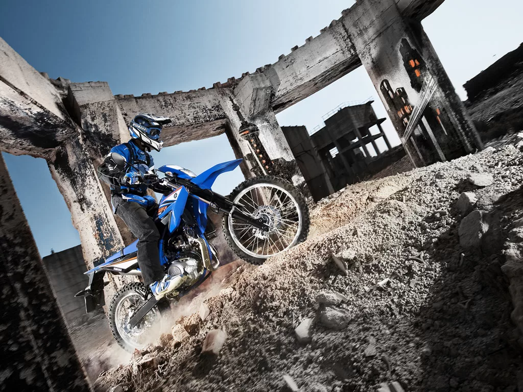 WR 125 R