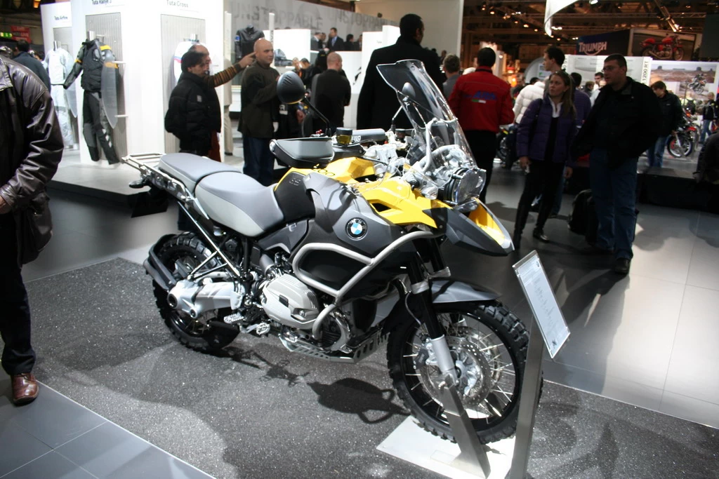 Salon et motos EICMA 2009