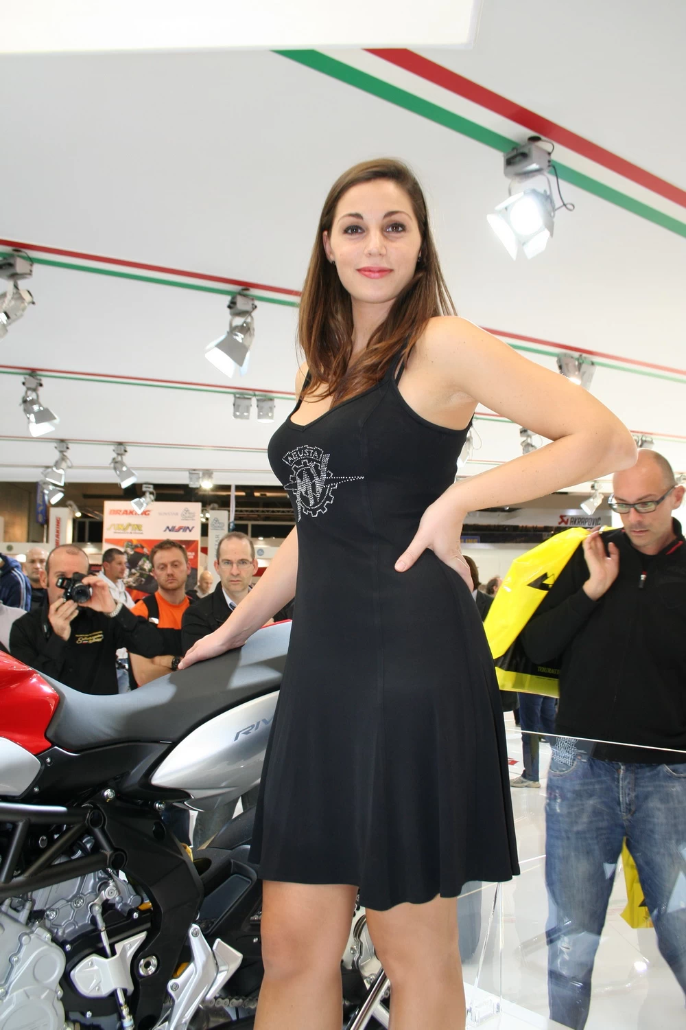 Glamour et demoiselles du salon | image 32