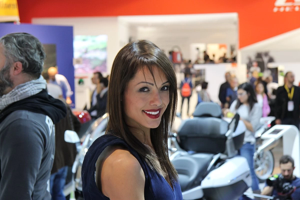 Les plus belles demoiselles du salon. | image 10