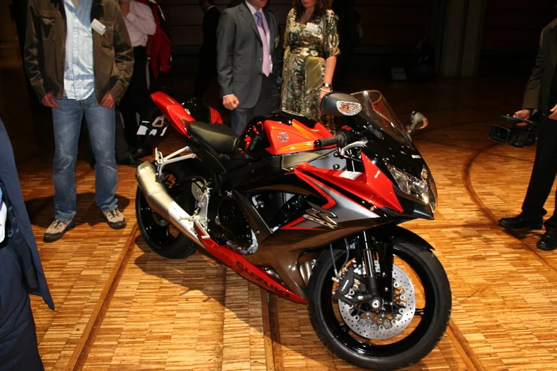 GSX-R 750 2008 | image 2