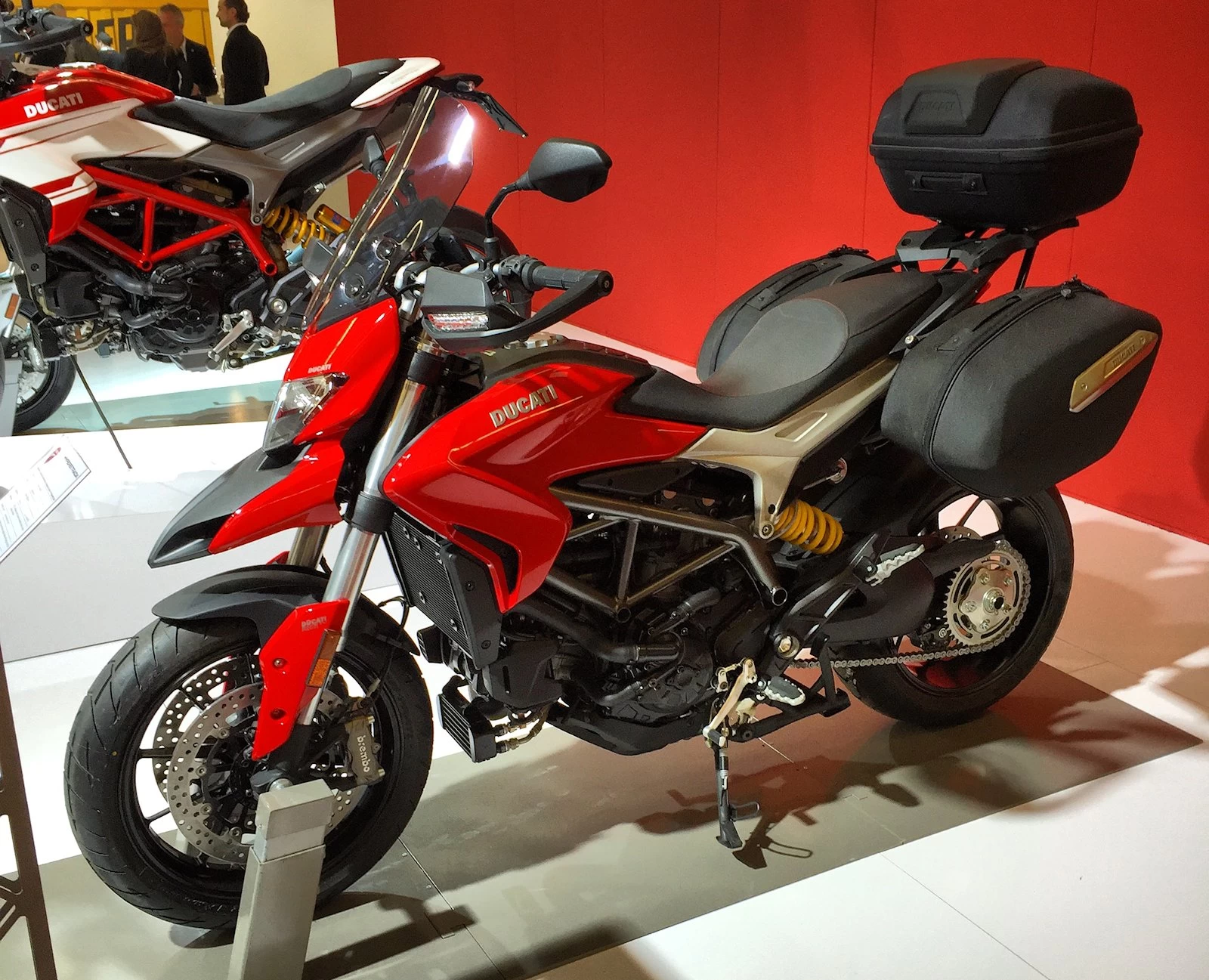 Nouveautés et motos de série