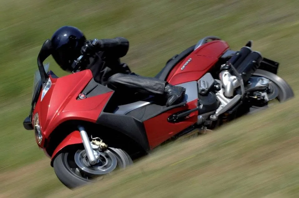 Gilera GP 800 2008 - 14