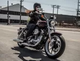 Motorcycle Harley-Davidson XL 883 L Superlow 2015