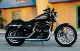 Moto Harley-Davidson XL 883 R Sportster 2008