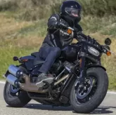 Moto Harley-Davidson 1870 Softail Fat Bob FXFBS 2021
