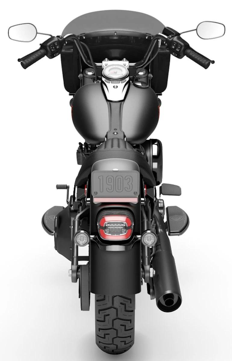 Harley-Davidson 1920 Deadwood FLHD 2026 - 17