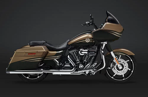 Profile photo of CVO ROAD GLIDE CUSTOM 1800 FLTRXSE2 2013 in color not defined.