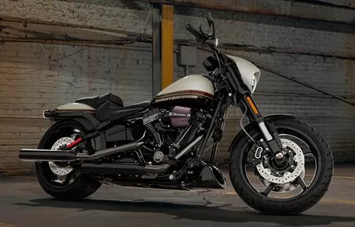 Foto de perfil del CVO 1800 PRO STREET BREAKOUT FXSE 2017 en color indefinido.
