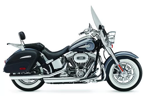 Foto de perfil del CVO 1800 SOFTAIL DELUXE FLSTNSE 2015 en color indefinido.