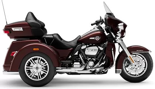 Foto de perfil del 1870 Tri Glide Ultra FLHTCUTG 2022 en color indefinido.