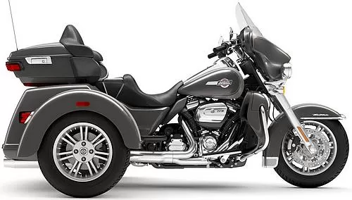 Foto de perfil del 1870 Tri Glide Ultra FLHTCUTG 2023 en color gris.