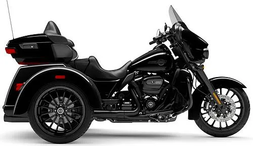 Foto de perfil del 1870 Tri Glide Ultra FLHTCUTG 2025 en color negro.