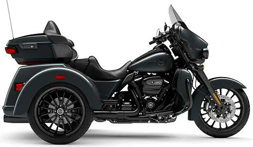 Foto de perfil del 1870 Tri Glide Ultra FLHTCUTG 2025 en color verde.