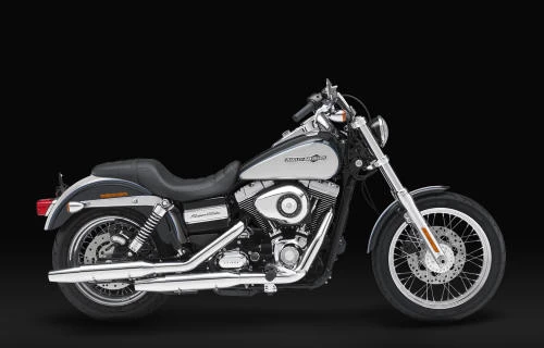 Profile photo of 1584 DYNA SUPER GLIDE CUSTOM FXDC 2012 in color not defined.