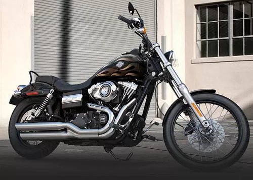 Foto de perfil del 1690 DYNA WIDE GLIDE FXDWG 2015 en color indefinido.