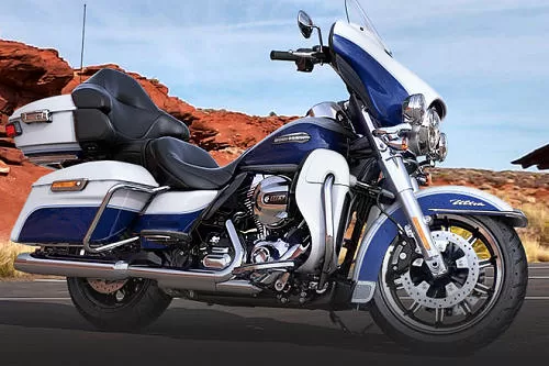 Foto de perfil del 1690 ELECTRA GLIDE ULTRA CLASSIC FLHTCUI 2015 en color indefinido.
