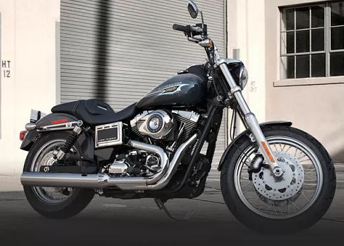 Photo de profil de la 1690 DYNA LOW RIDER FXDL 2015 en couleur non défini