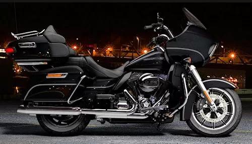 Photo de profil de la 1690 ROAD GLIDE ULTRA FLTRU 2016 en couleur non défini